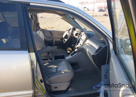 2006 Toyota Highlander Hybrid V6 z USA, uszkodzony, nr VIN JTEDW21A660008238